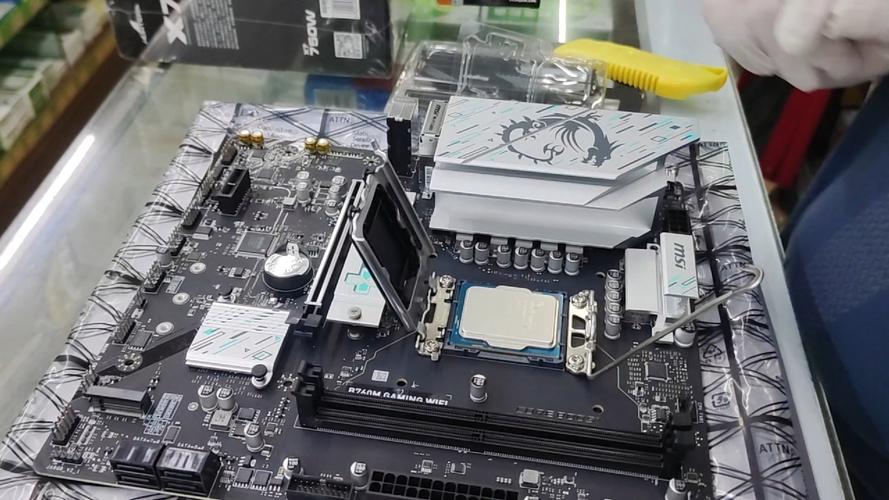 两台电脑如何组装成一台
