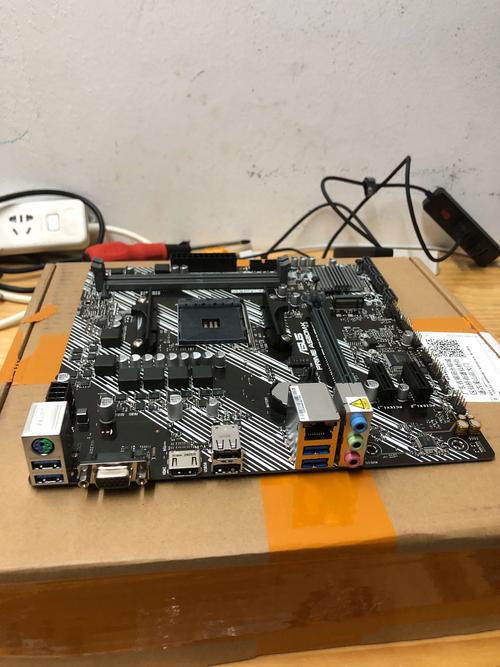 amd处理器台式电脑散装如何组装