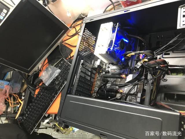 留言板如何组装电脑上的图片