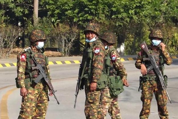 老挝称与柬埔寨武装人员交火