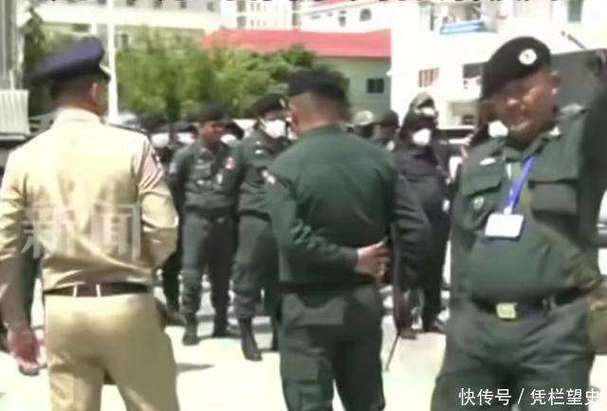 泰柬双方军队继续相互打击