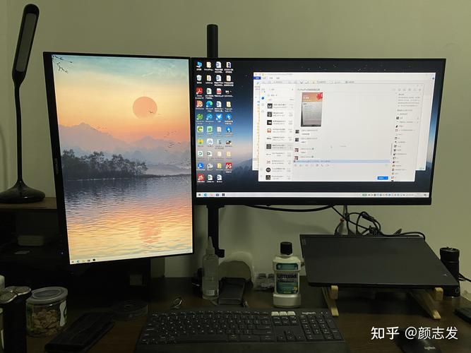 电脑如何组装两个显示器
