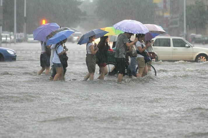 #北京暴雨实况#