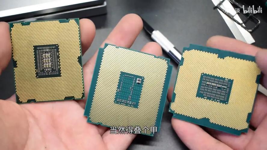 如何拆卸CPU-小马哥组装电脑