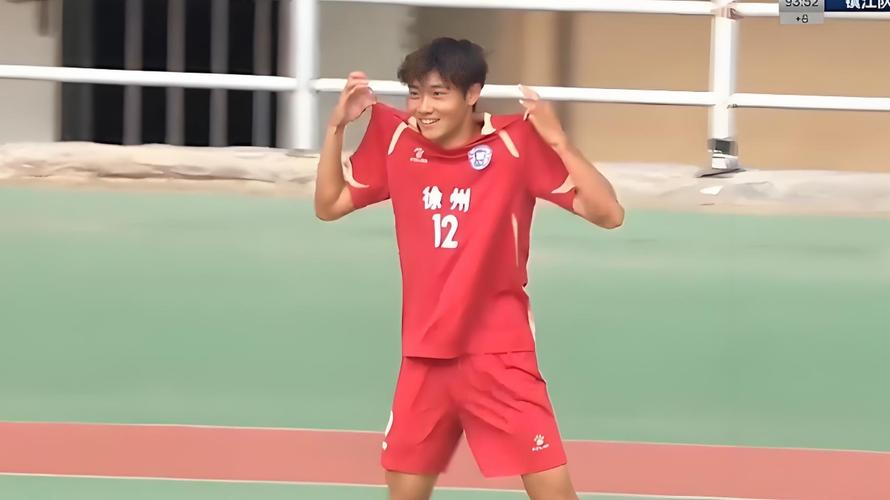 徐州队读秒绝杀 2-1险胜扬州队