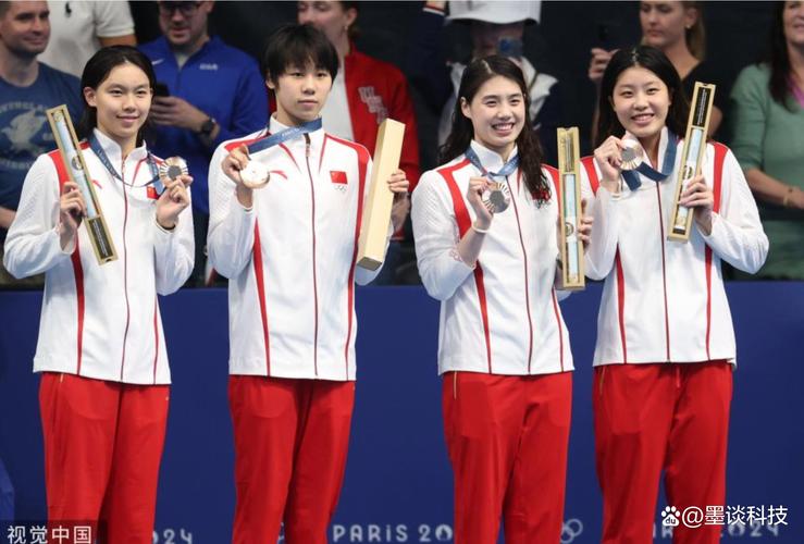 中国队女子4X100米混合接力铜牌
