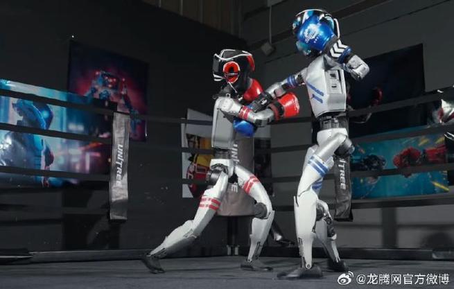 00后散打季军PK宇树拳击机器人