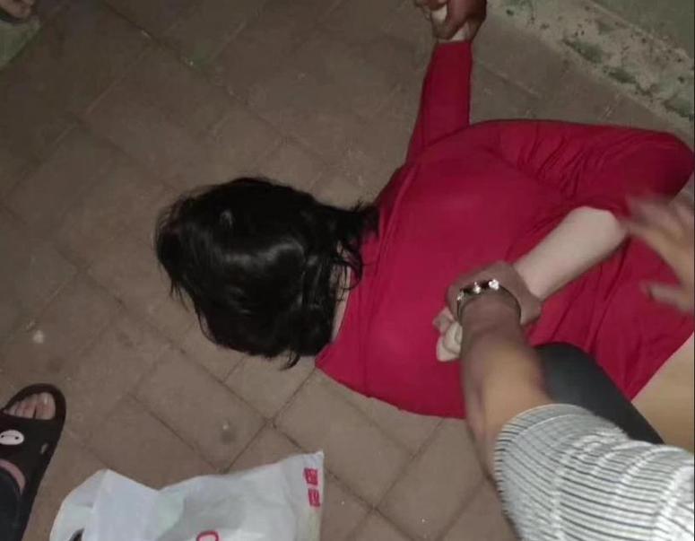 女子称在洗浴店女浴区内撞见男子