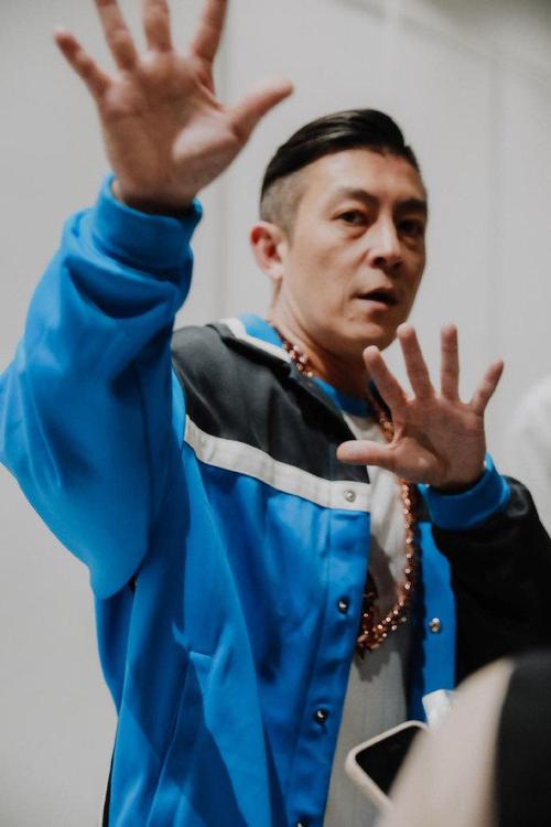 被耐克起诉后陈冠希发文