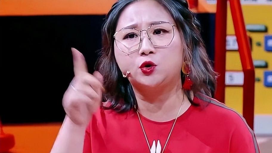 傅首尔亲子言论引家长集体抵制