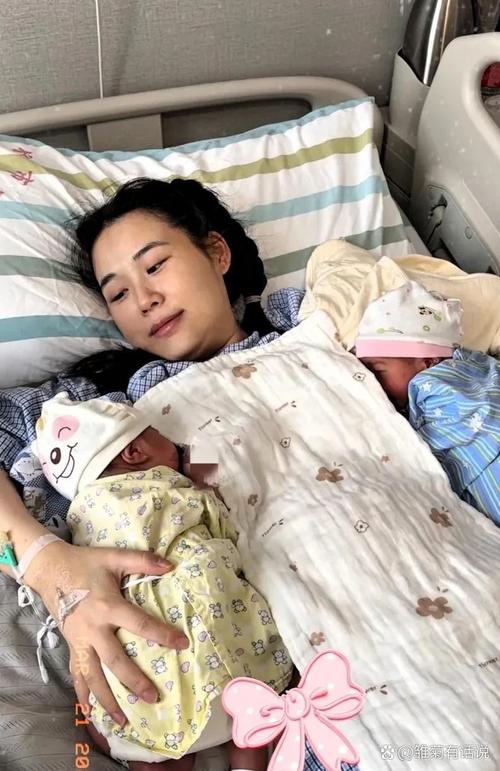 54岁女子腰椎手术后怀孕产女