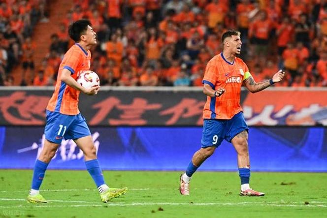 中超：山东泰山3-1送深圳新鹏城4连败