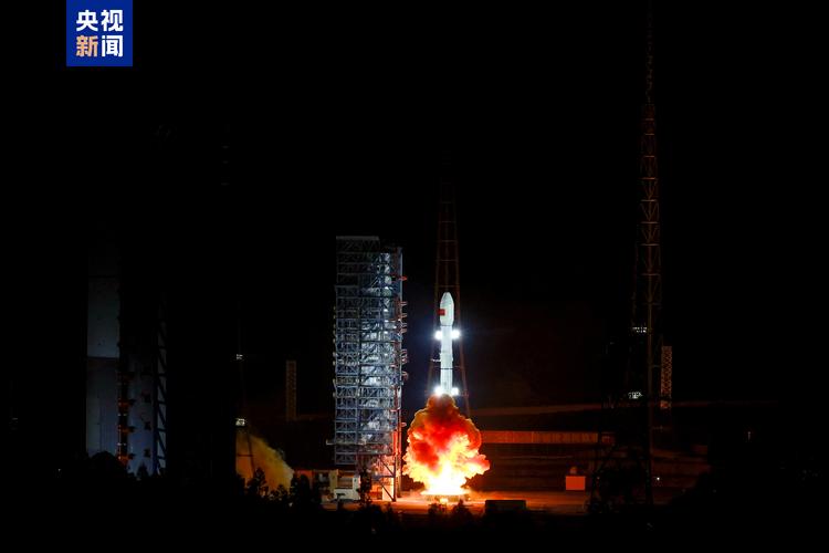 中国“海哨二号”卫星发射成功