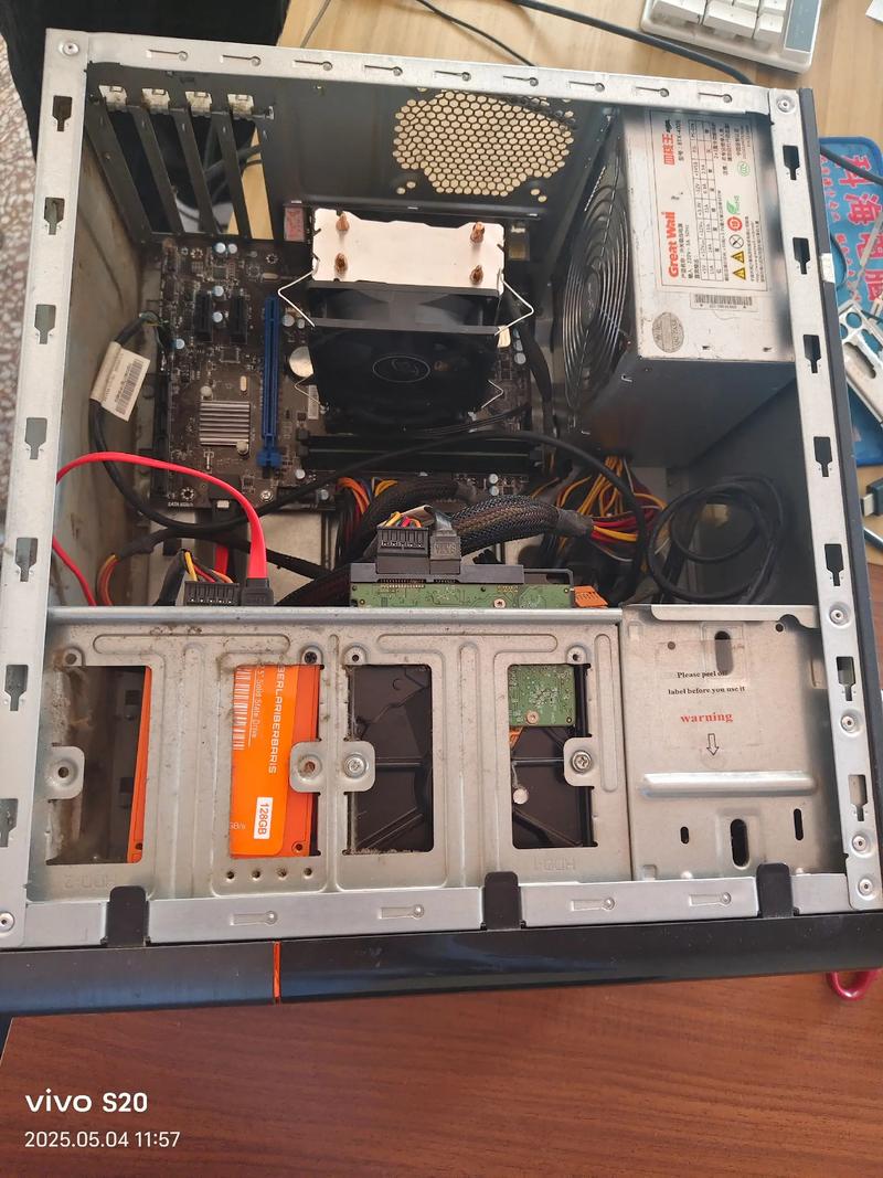 如何用废品组装一台电脑