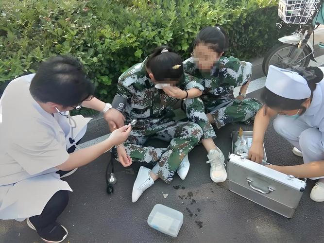 高一女生军训第4天倒地后死亡