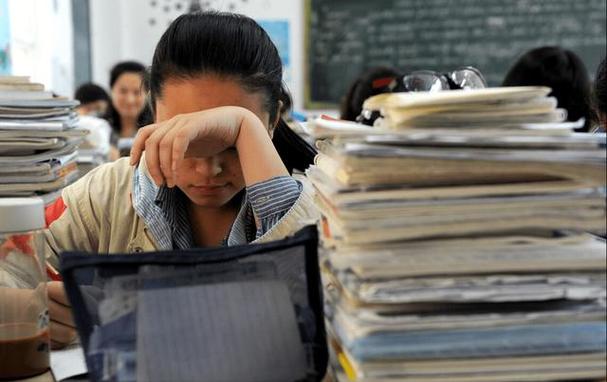 小学老师被调去教高中:压力很大