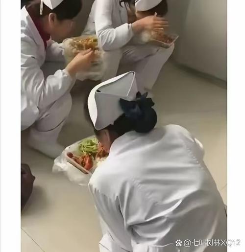 休假护士咬掉穿戴甲300秒极限救人