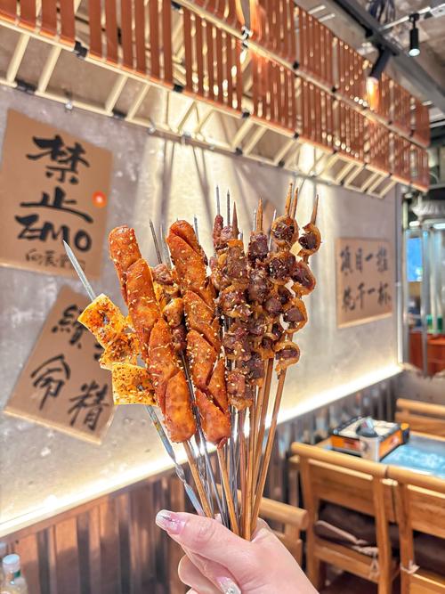 第一视角体验锦州赛博烧烤季名场面