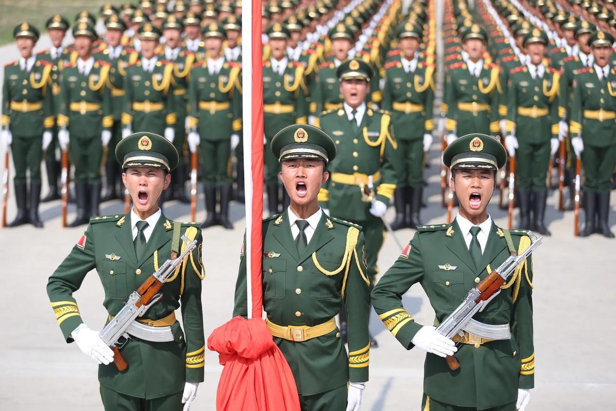 这是你没见过的阅兵训练画面