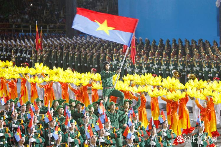阅兵场上英姿飒爽 彩排花絮活泼开朗