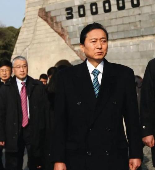鸠山由纪夫:怀着反省谢罪心情赴华
