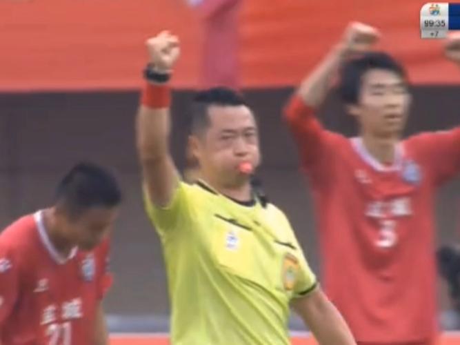 苏超盐城3-2击败苏州