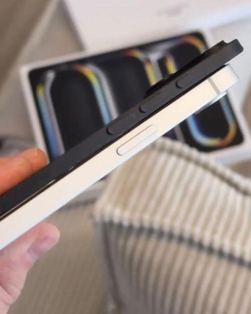 苹果推出史上最薄手机iPhone Air