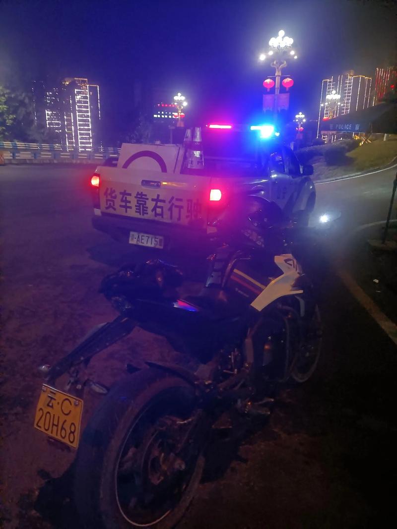 重庆辟谣“摩托车能上高速”