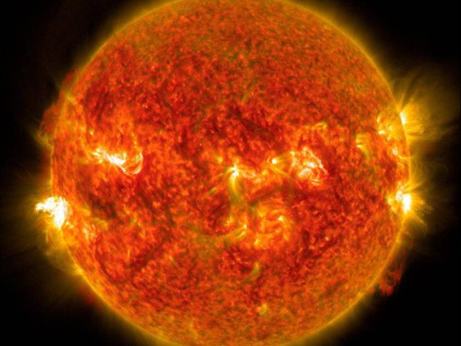NASA称“太阳正逐渐苏醒”