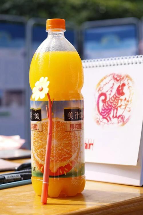 必胜客橙汁是果粒橙加冰？客服回应