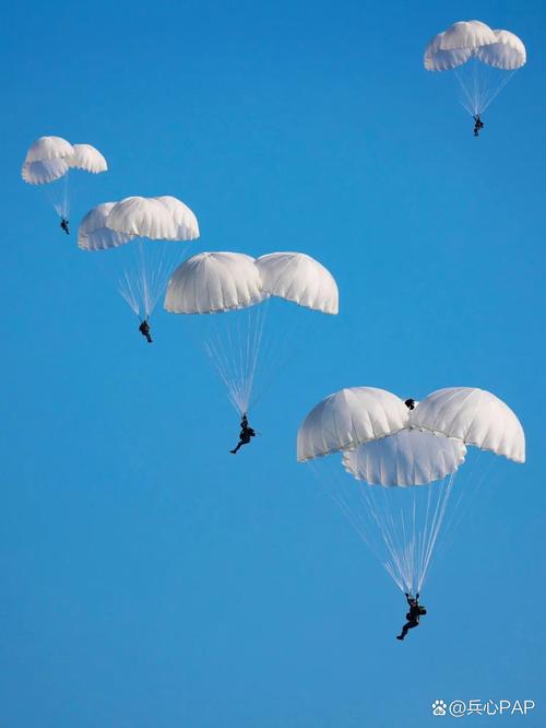 空降兵班组轻武器全体验
