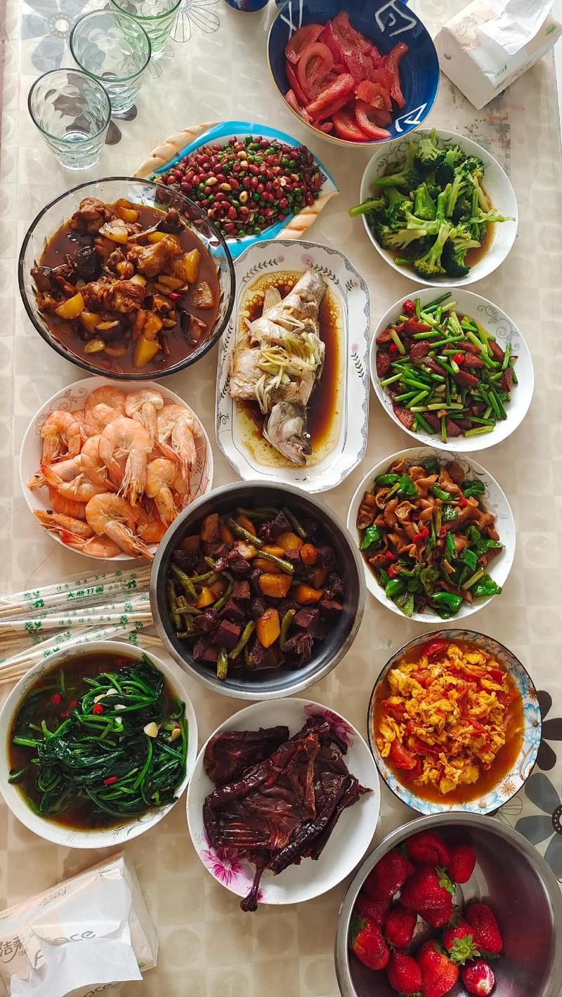 一桌菜怎么做短视频制作