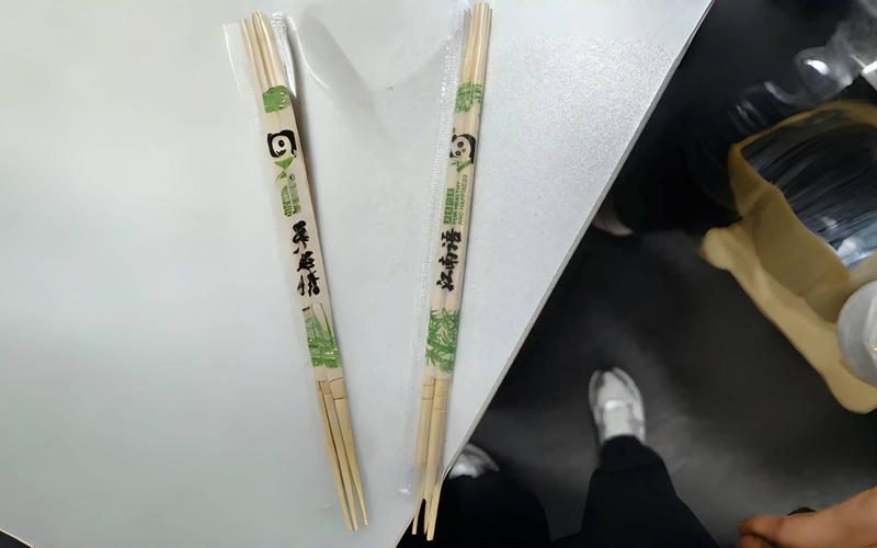 女子要一次性筷子被告知下不为例