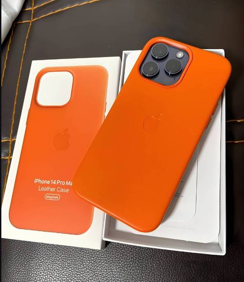 iPhone 17橙色斜挎挂绳卖断货