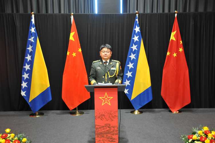 波外交部：有炮弹击中该国驻乌大使馆