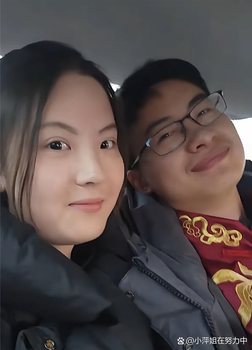 庞众望回应女友晒“结婚登记照”