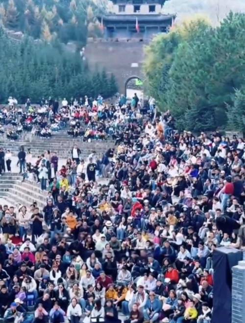 被高喊退票 景区让游客去别处玩