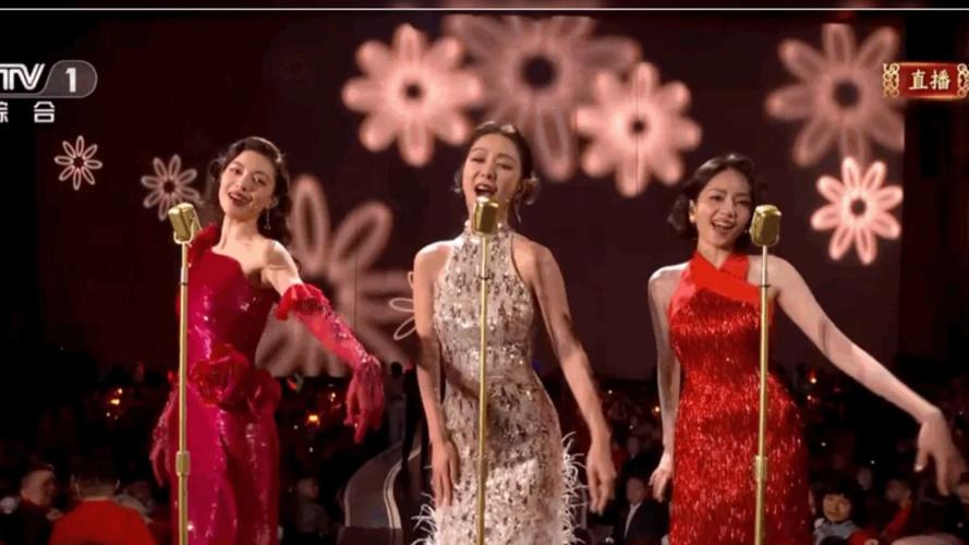 薛凯琪钟楚曦合唱《月半小夜曲》