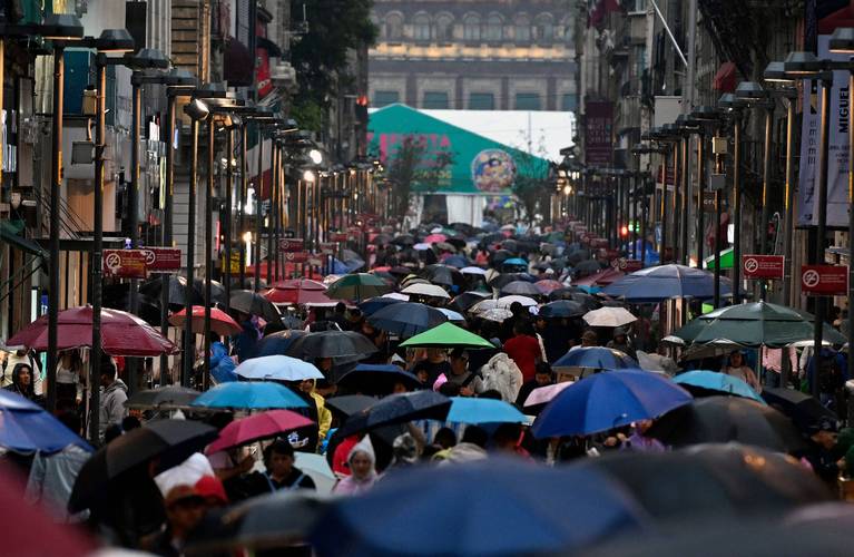 墨西哥强降雨已致28人死亡