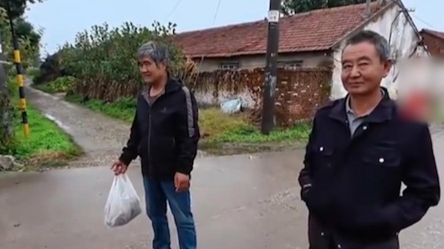 男子到山东认祖 问路问到亲叔叔