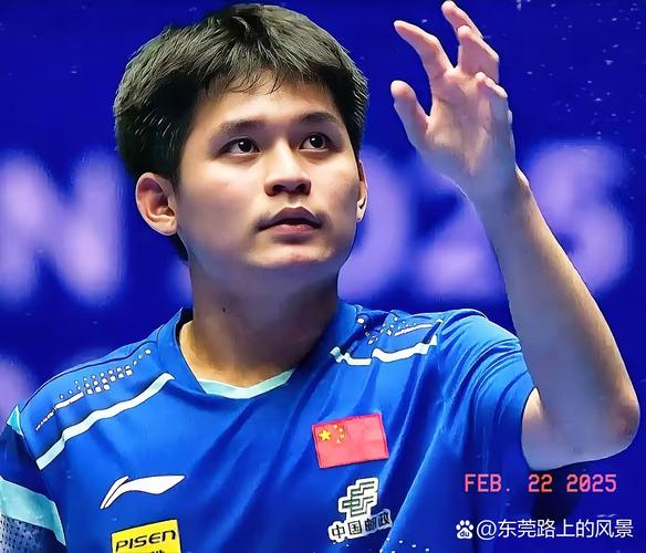 林诗栋3-0横扫黄镇廷 全场碾压对手