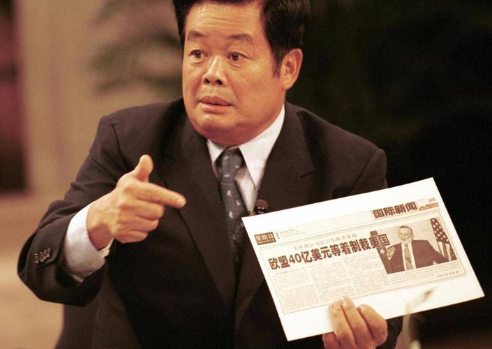 “玻璃大王”曹德旺卸任 交棒长子