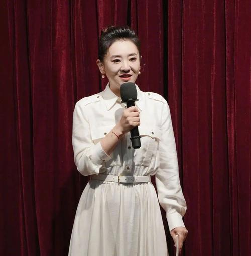 月亮姐姐宣布离开央视少儿频道