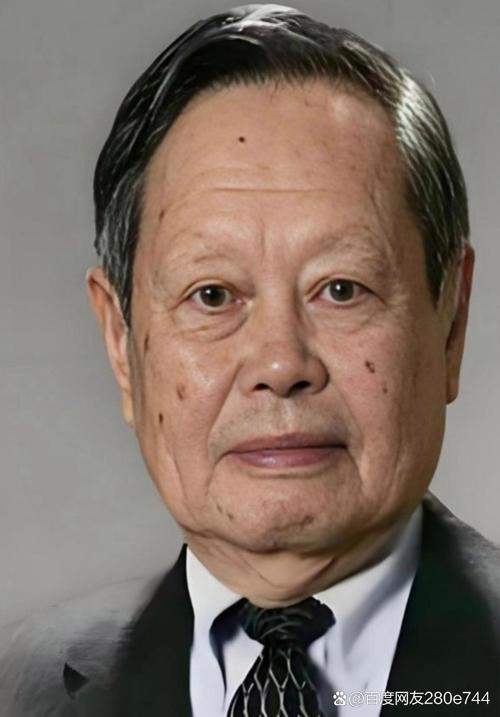 杨振宁逝世