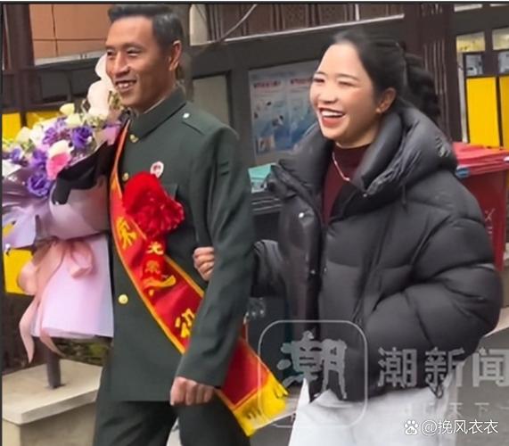 退役军人去世35位战友陪他女儿长大
