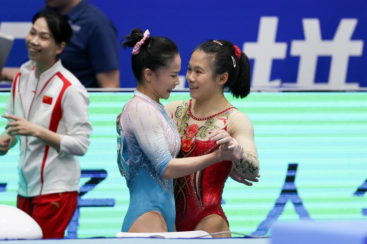 张清颖获体操世锦赛女子全能铜牌