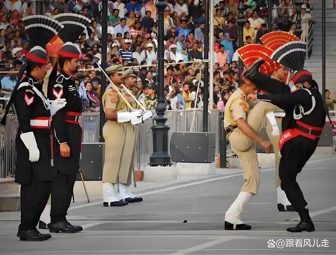 巴拿马举行“插旗仪式”