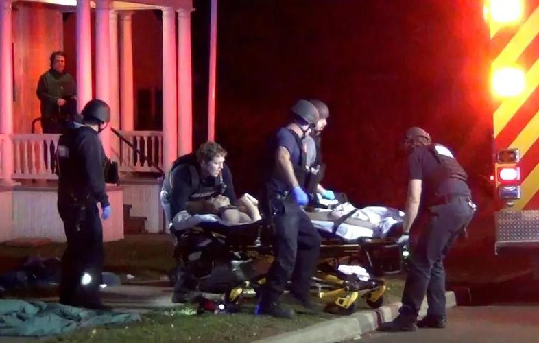 美国三名男子假冒FBI持枪闯入民宅