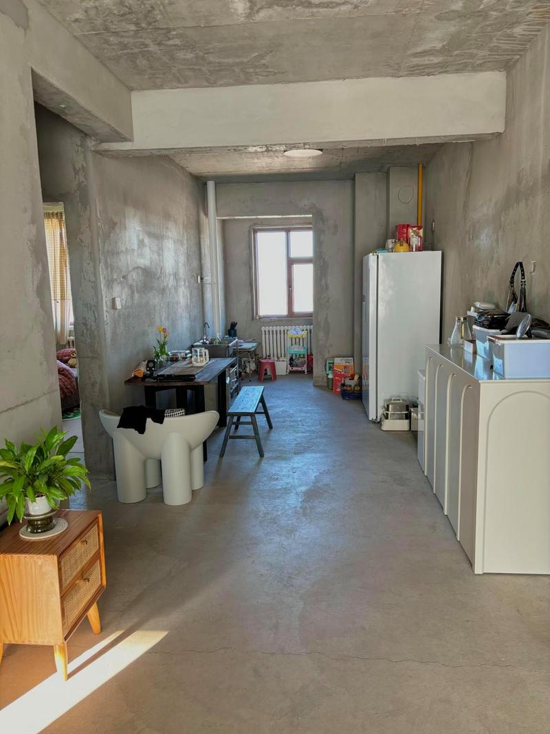 90后小伙花7000元装修入住毛坯房