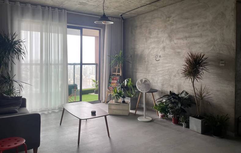 90后小伙花7000元装修入住毛坯房